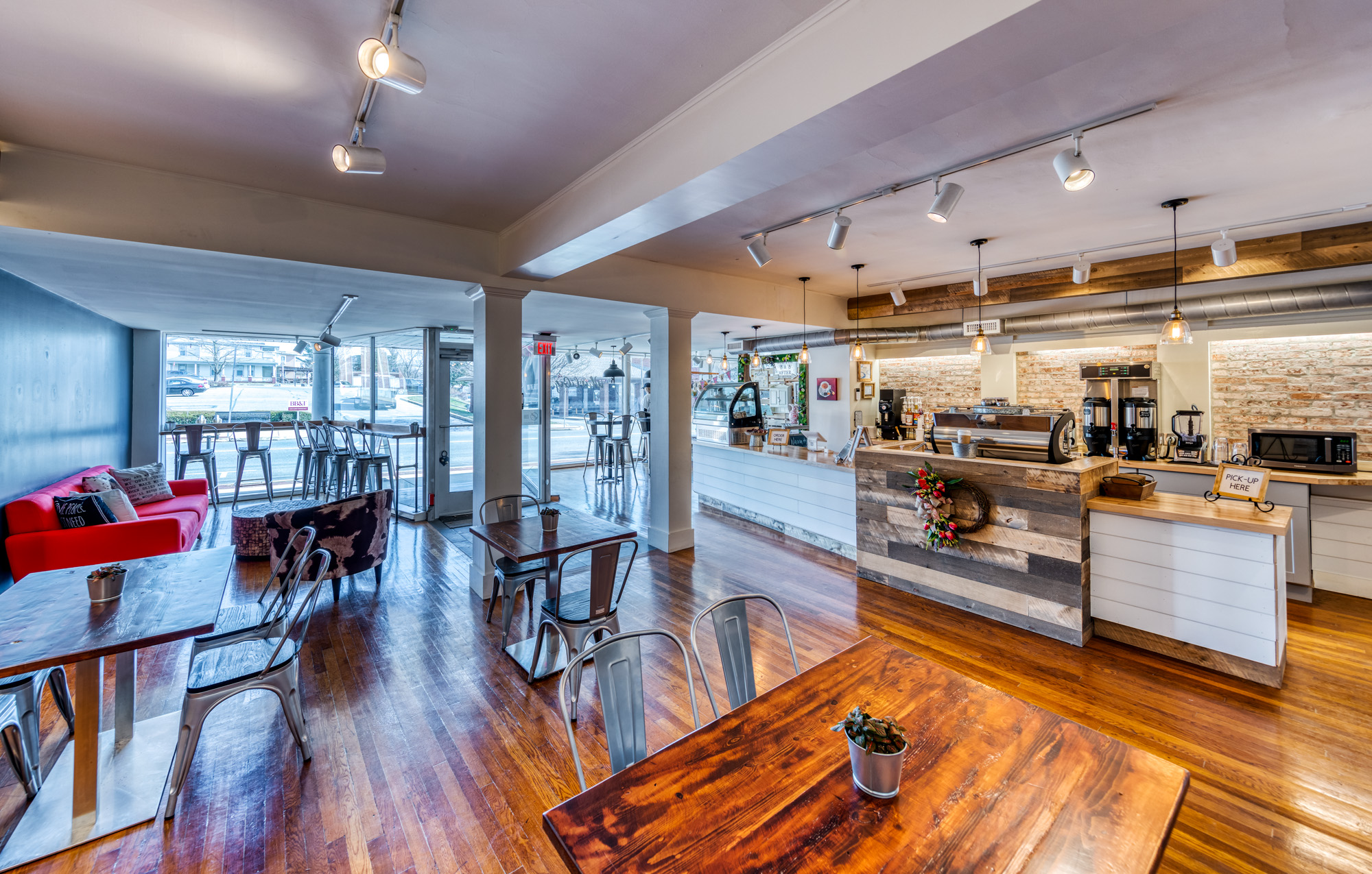 EVO 206 Coffee House